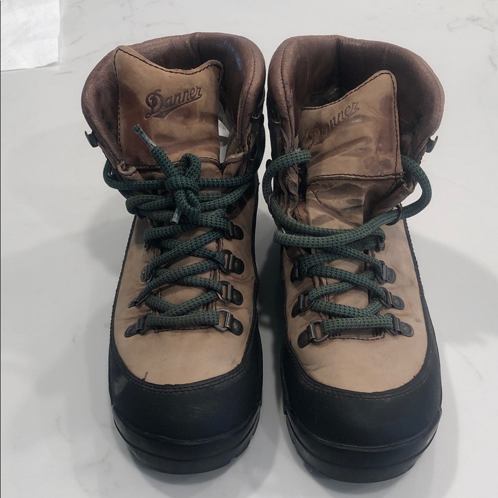 Danner woman 9/M 6’ Talus GTX used hiking boots